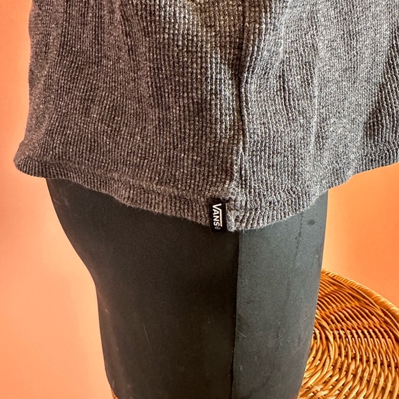 Men’s Vans Grey Pullover Shirt, Size Large - Picture 4 of 8
